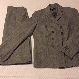 SUIT - Ann Taylor grey herringbone - wool blend